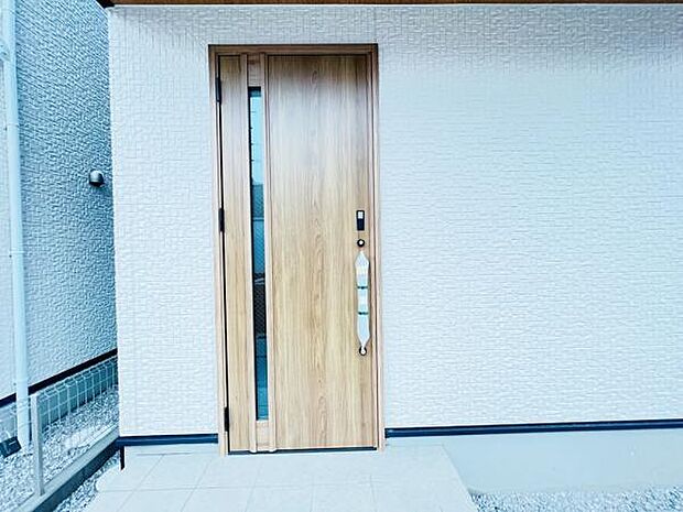 いつも気持ちよくご家族を迎えられる玄関です。