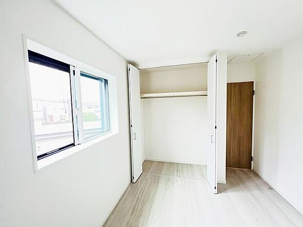 子供部屋や趣味の部屋など用途に合わせてお使いいただけます。