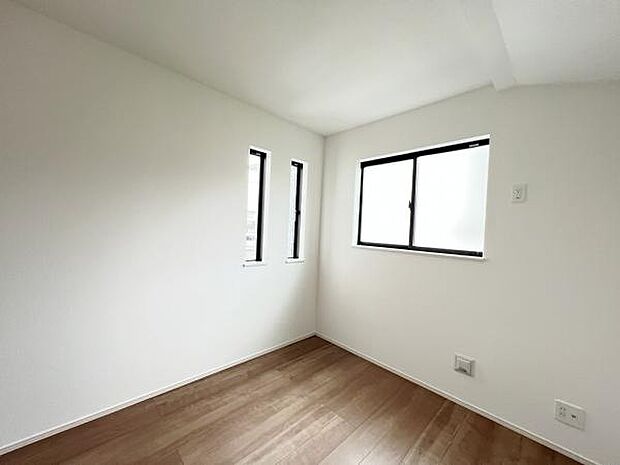 子供部屋にもちょうど良い大きさのお部屋です。