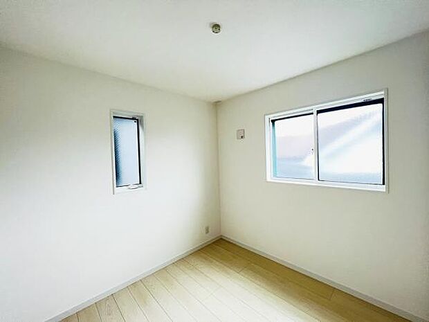 子供部屋にもちょうど良い大きさのお部屋です。