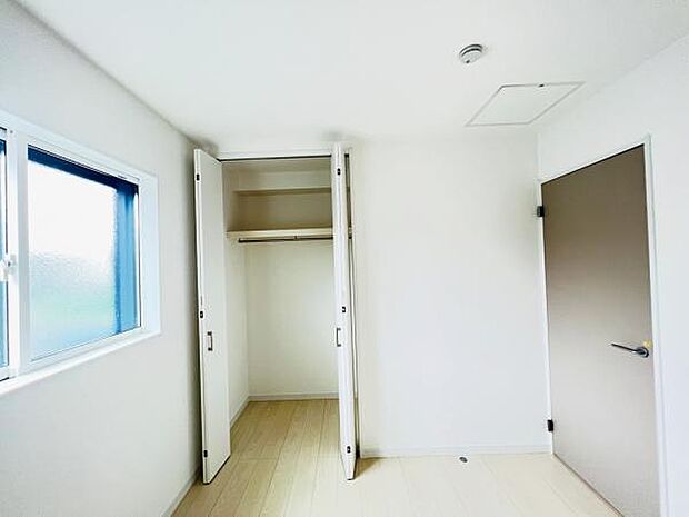子供部屋や趣味の部屋など用途に合わせてお使いいただけます。