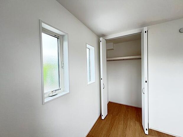子供部屋や趣味の部屋など用途に合わせてお使いいただけます。