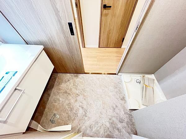脱衣所は小さなお子様がいるご家庭にも重宝されます。