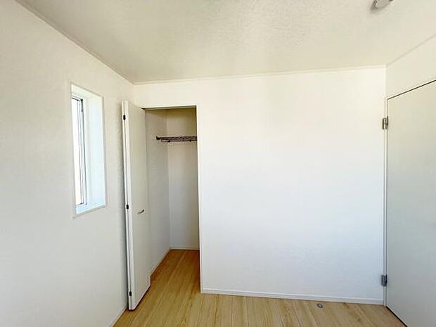 子供部屋や趣味の部屋など用途に合わせてお使いいただけます。