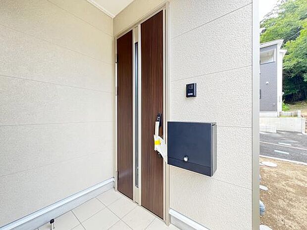 いつも気持ちよくご家族を迎えられる玄関です。