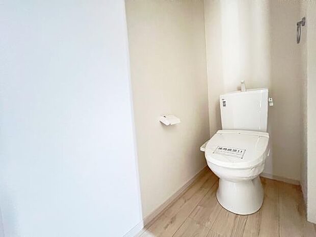 ほっと安らげるトイレ空間です。