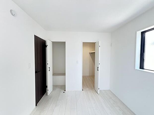 子供部屋や趣味の部屋など用途に合わせてお使いいただけます。