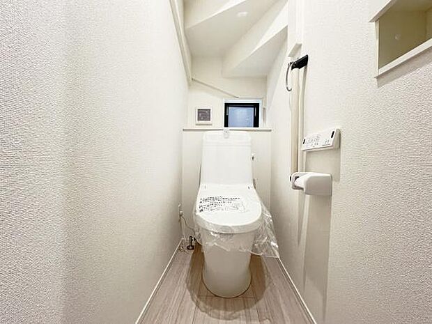 ほっと安らげるトイレ空間です。