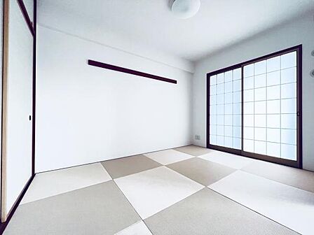 和室スペースです。畳のお部屋は寛げる空間ですね。