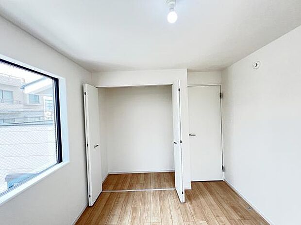 子供部屋にもちょうど良い大きさのお部屋です。