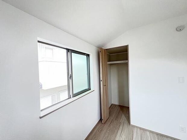 子供部屋や趣味の部屋など用途に合わせてお使いいただけます。