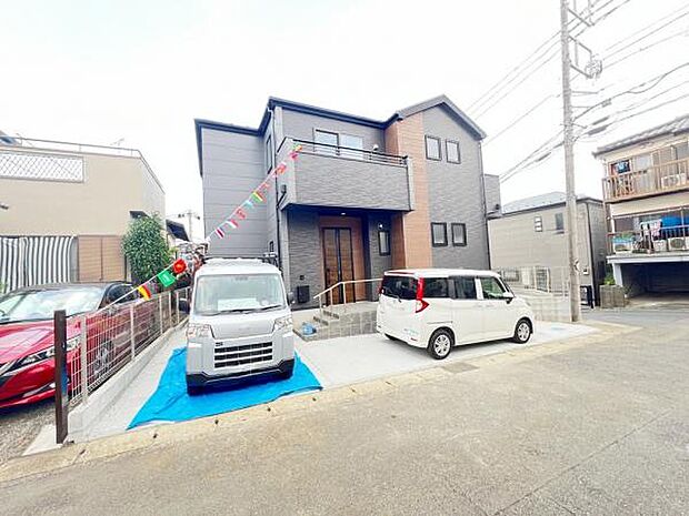 駐車場ももちろん完備しておりますのでお車所有の方にも心強いです。