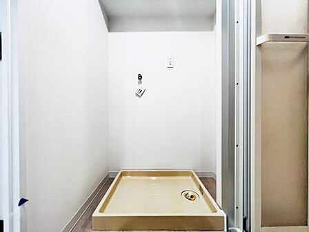 お天気を気にせずお洗濯ができ、室内干し可能です。