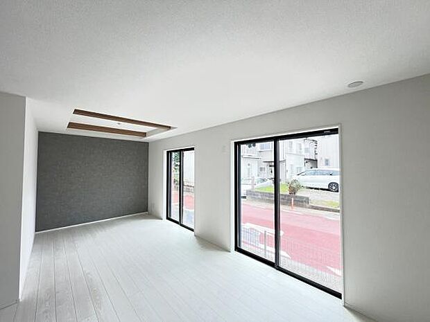 家族団らんの場所としてゆったりと居心地の良いリビングです。