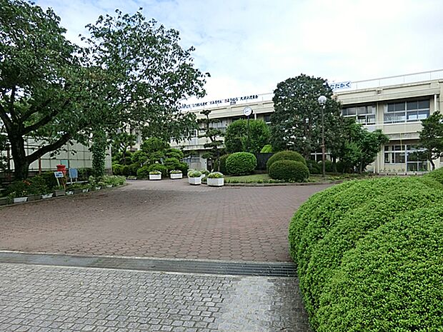 相模原市立大沢小学校まで約610m（徒歩8分）