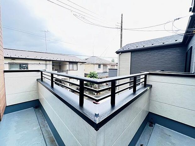 お洗濯ものを気持ち良く太陽の光で干せるのが嬉しいですね。