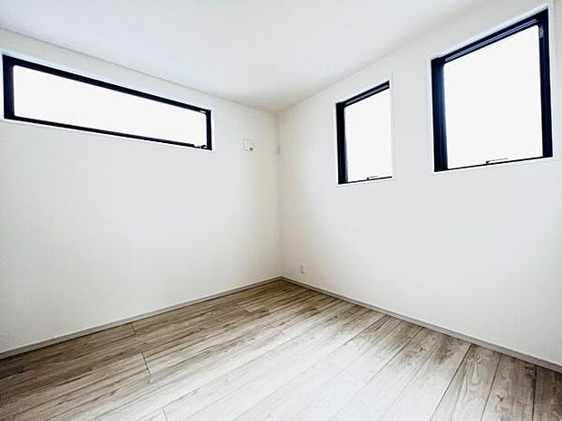 子供部屋にもちょうど良い大きさのお部屋です。