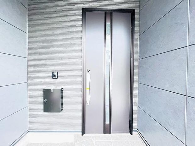 いつも気持ちよくご家族を迎えられる玄関です。