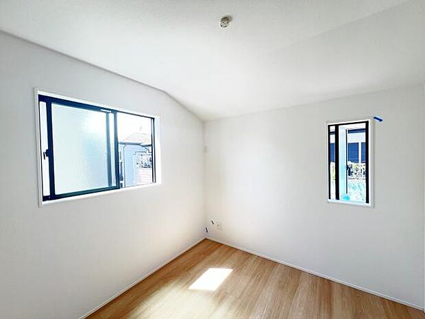 子供部屋にもちょうど良い大きさのお部屋です。