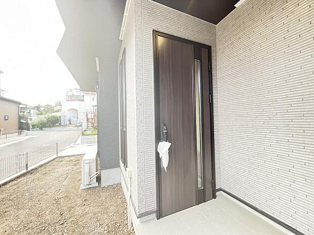 いつも気持ちよくご家族を迎えられる玄関です。