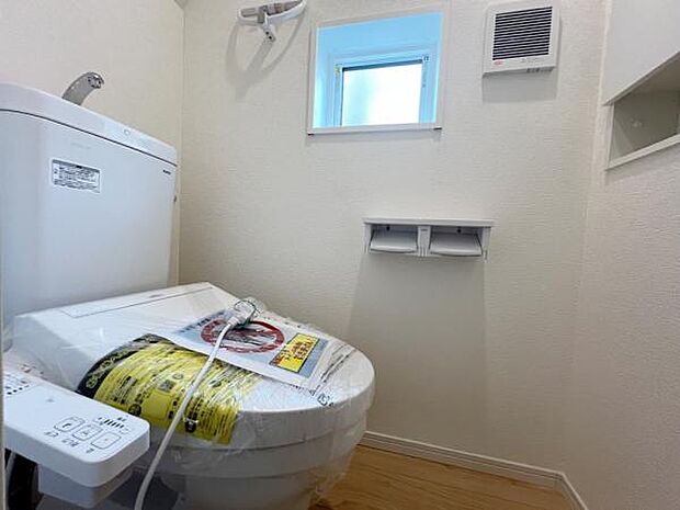 ほっと安らげるトイレ空間です。
