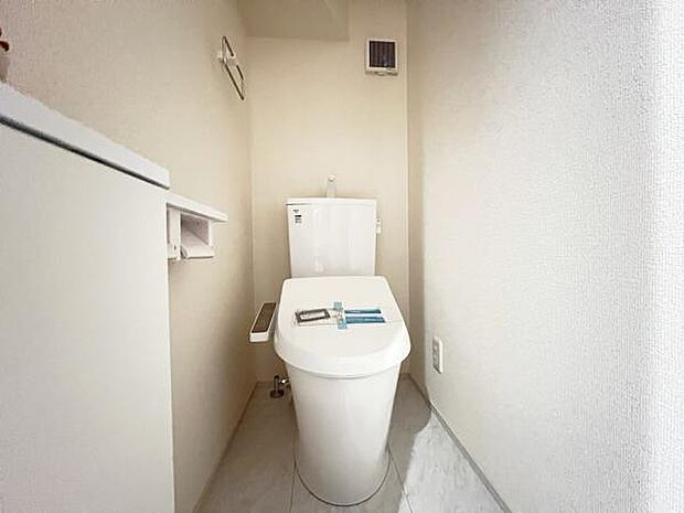 ほっと安らげるトイレ空間です。