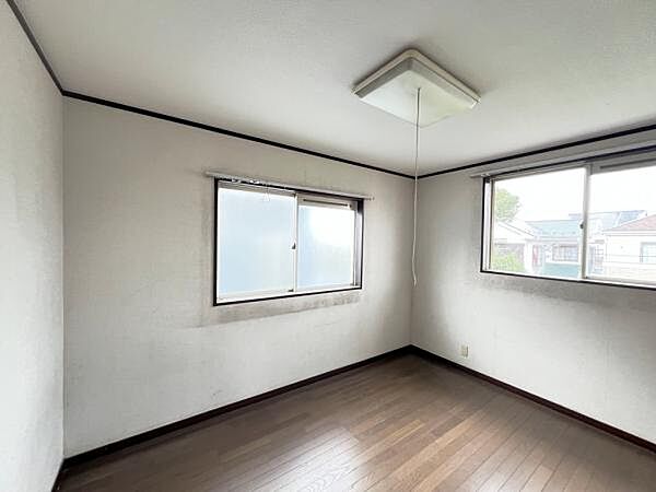 子供部屋にもちょうど良い大きさのお部屋です。