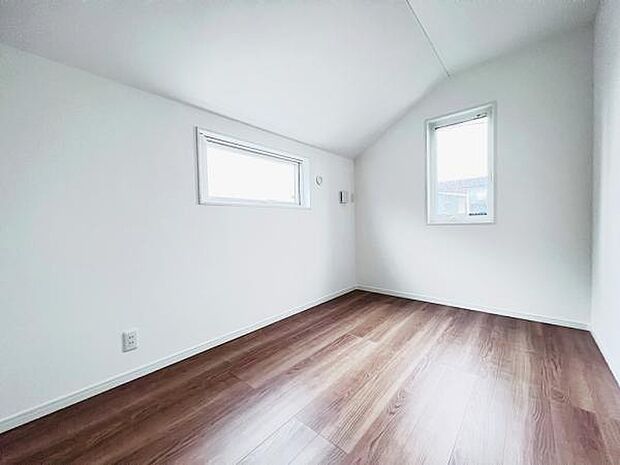 子供部屋にもちょうど良い大きさのお部屋です。