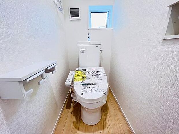 ほっと安らげるトイレ空間です。