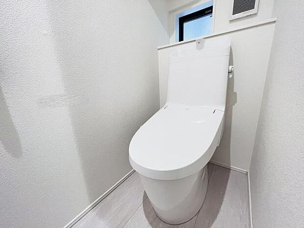ほっと安らげるトイレ空間です。