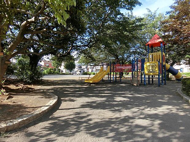 東林みなみ公園まで約220m（徒歩3分）