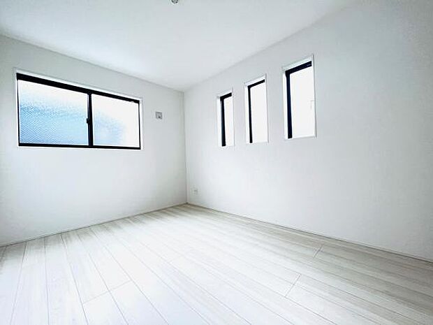 子供部屋にもちょうど良い大きさのお部屋です。