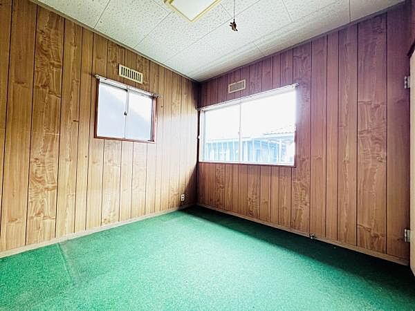 子供部屋にもちょうど良い大きさのお部屋です。