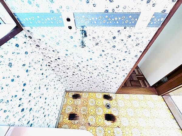 お天気を気にせずお洗濯ができ、室内干し可能です。