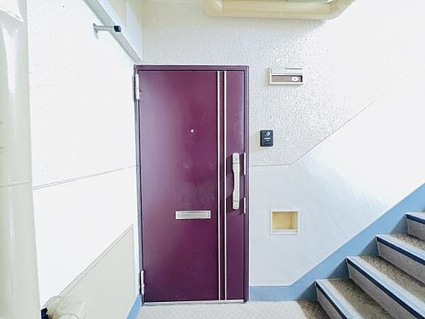 いつも気持ちよくご家族を迎えられる玄関です。
