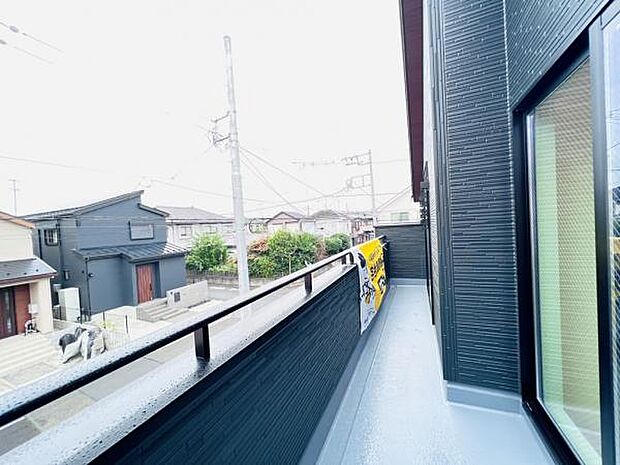ご家族の温かい時間を演出するダイニングスペースです。