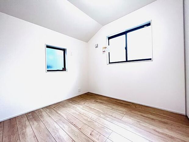 子供部屋にもちょうど良い大きさのお部屋です。