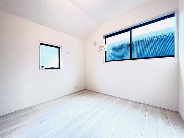 子供部屋にもちょうど良い大きさのお部屋です。