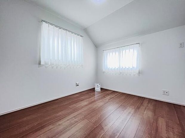子供部屋にもちょうど良い大きさのお部屋です。