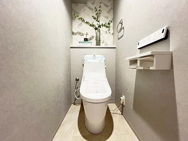 ほっと安らげるトイレ空間です。