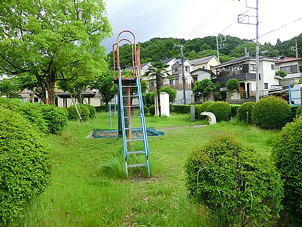 久保沢公園まで約1550m(徒歩20分)