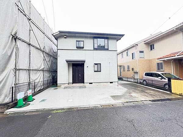 駐車場ももちろん完備しておりますのでお車所有の方にも心強いです。