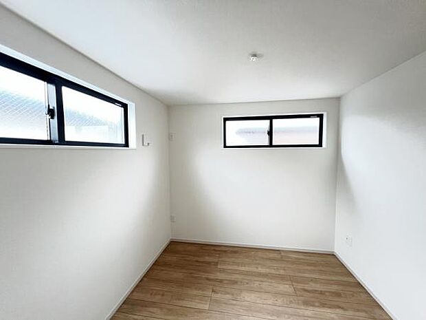 子供部屋にもちょうど良い大きさのお部屋です。