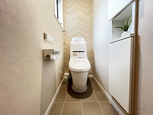 ほっと安らげるトイレ空間です。
