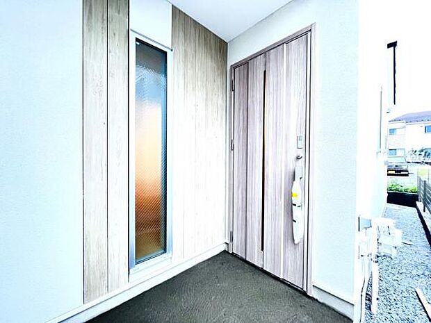 いつも気持ちよくご家族を迎えられる玄関です。