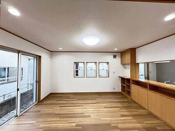 リビング/ダイニングを拡大表示
