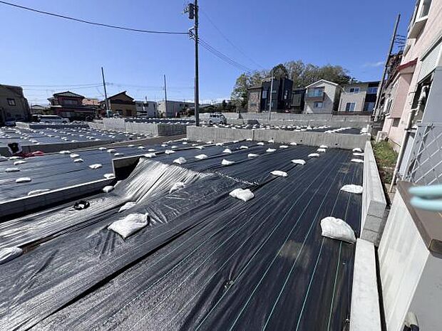 現況更地のため建物の解体は必要ありません。