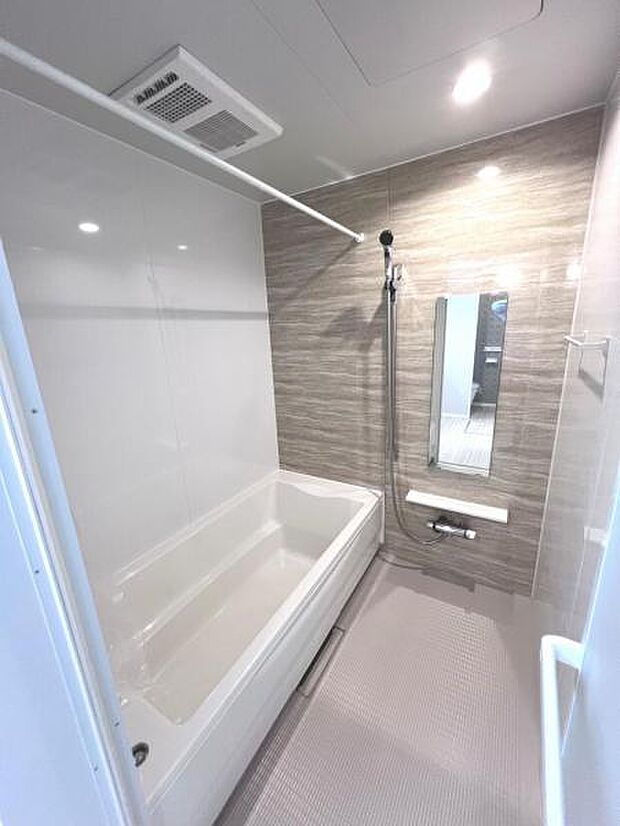 お風呂でほっとひといき。1日の疲れを癒しましょう。