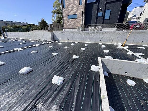 NO.13区画 発売中です。