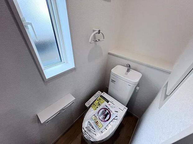 ほっと安らげるトイレ空間です。